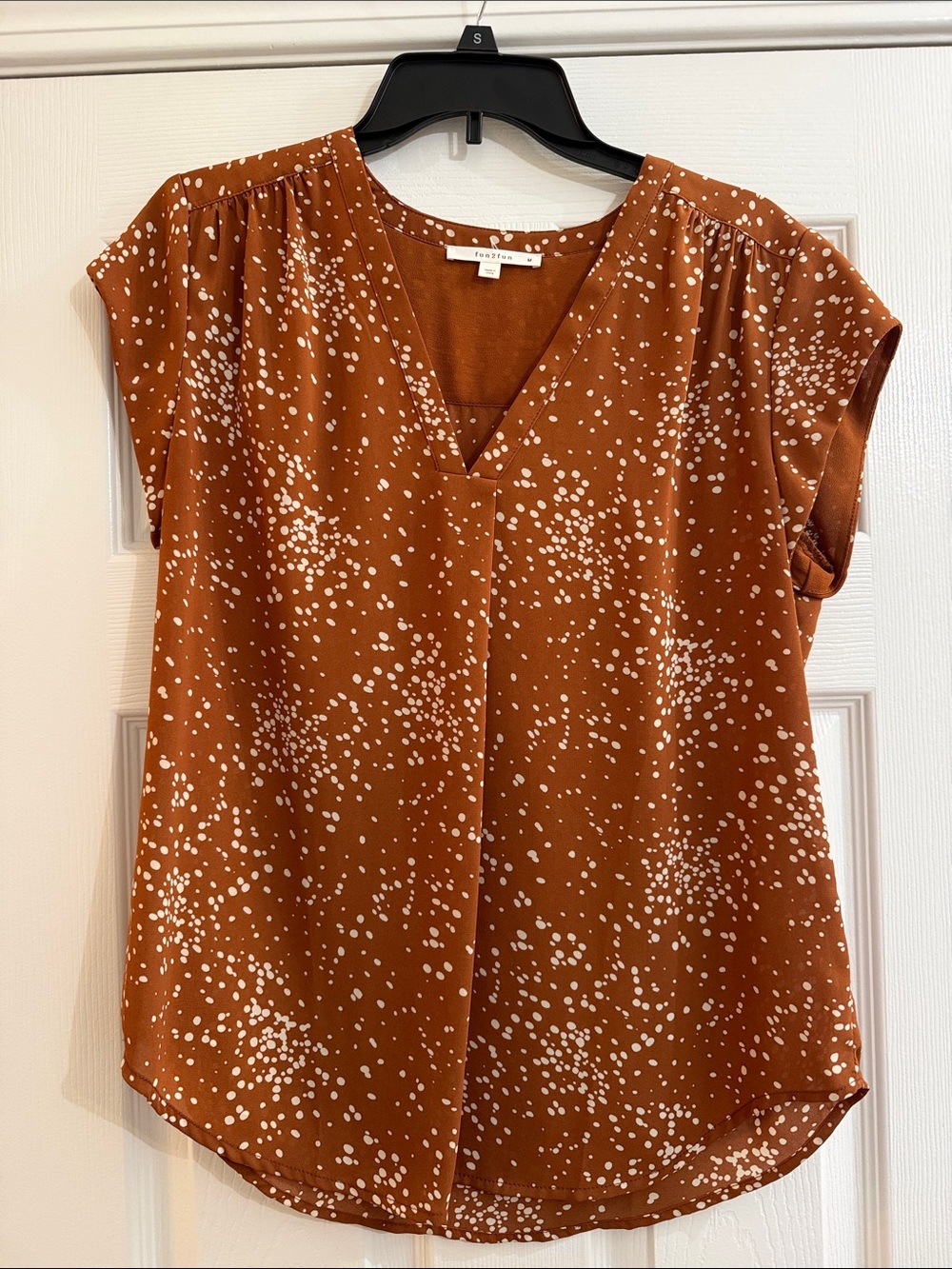 Rust Dot V-Neck Cap Sleeve Top